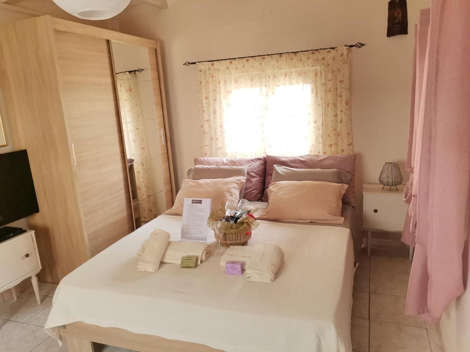 Serenity House Spiatza Katarrakhion Εξωτερικό φωτογραφία